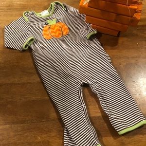 Fall 6-9 months Boy Pumpkin Outfit! Brown/white